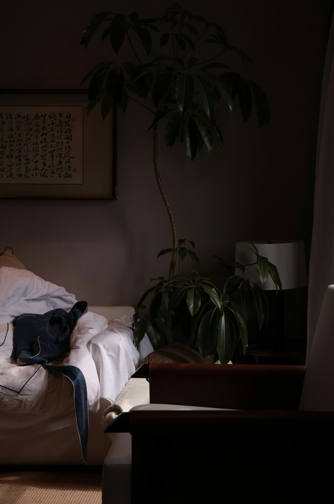 clock ticking in dark room